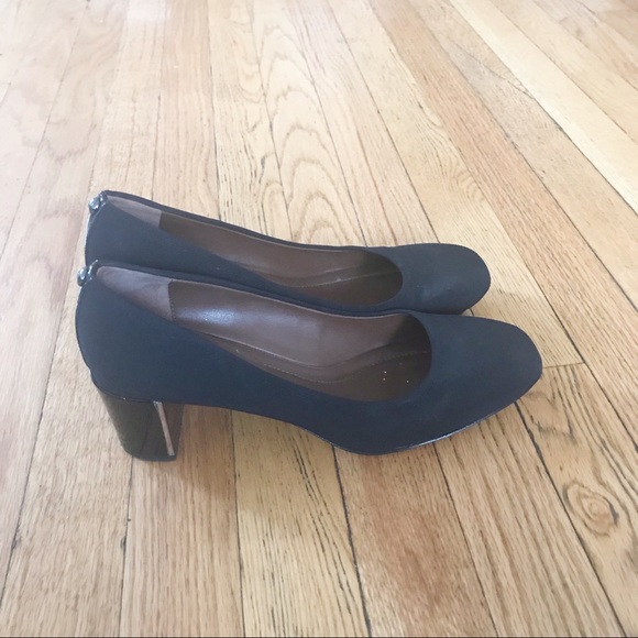 Donald J Pliner Corin Block Heel Pumps 9 - Picture 3 of 8